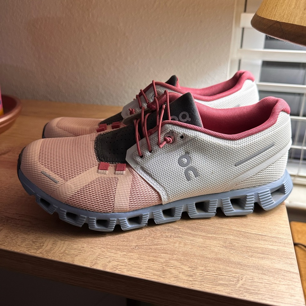 Multi colored on cloud’s - image 1